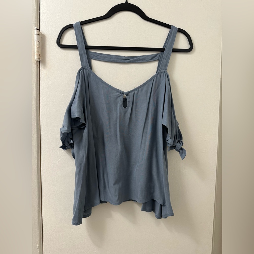 BP., Blue Top, Medium